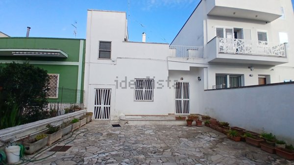 casa indipendente in vendita a Lecce