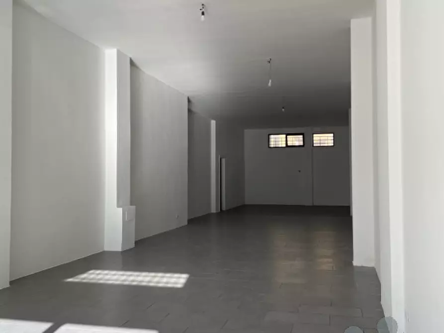 negozio in vendita a Lecce in zona Centro Città