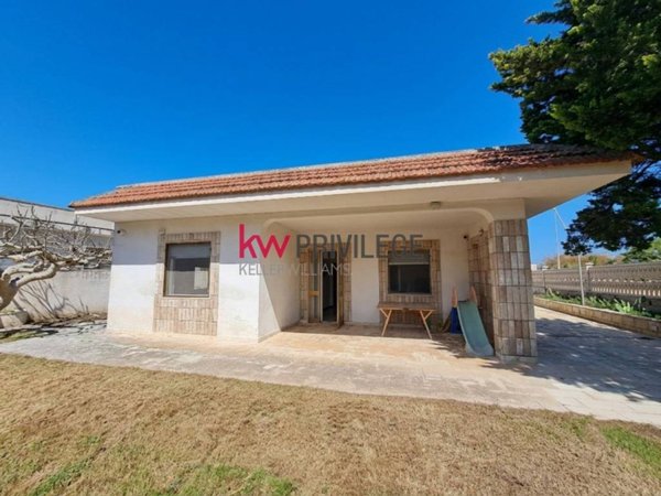 casa indipendente in vendita a Lecce in zona Torre Rinalda