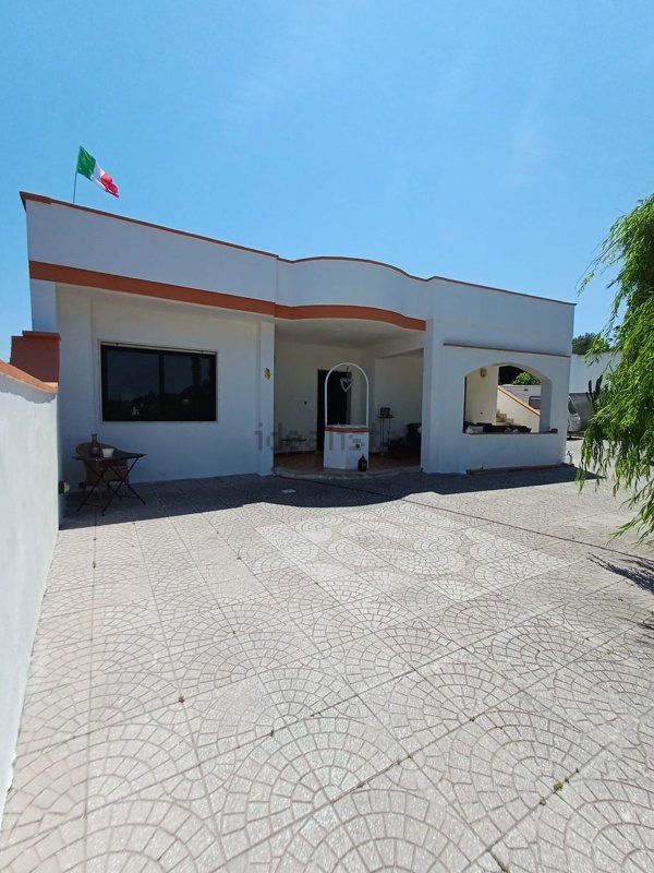 casa indipendente in vendita a Lecce