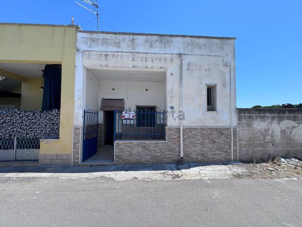 casa indipendente in vendita a Lecce in zona Casalabate