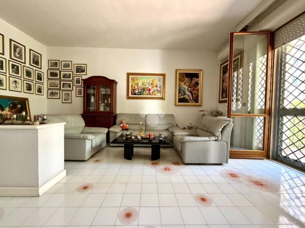 appartamento in vendita a Lecce in zona Partigiani