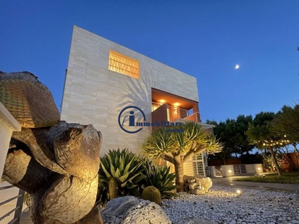casa indipendente in vendita a Lecce