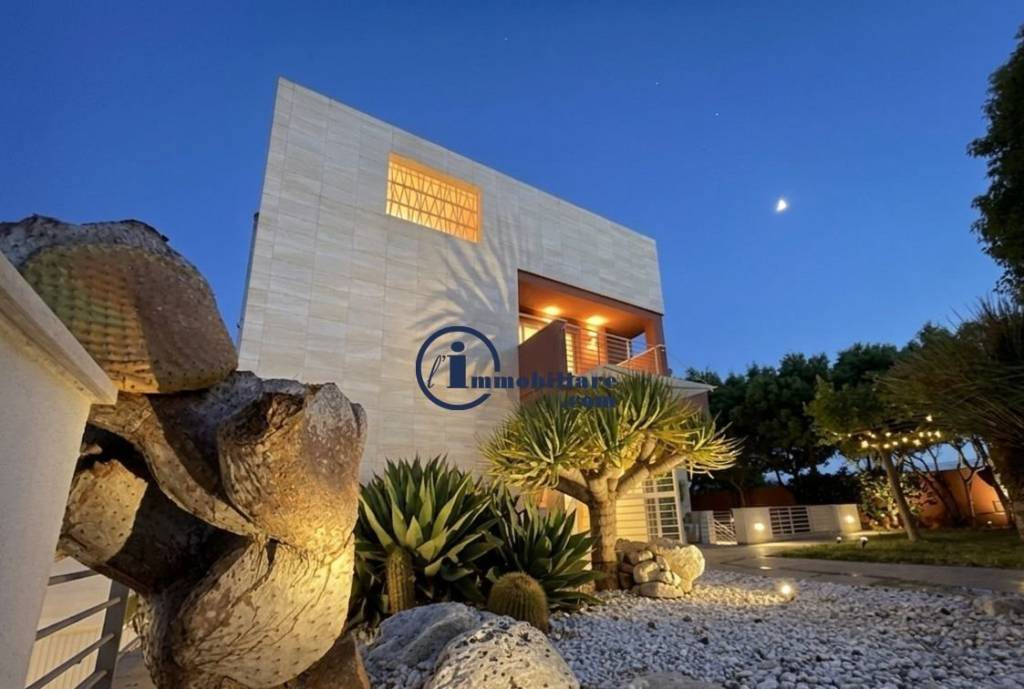casa indipendente in vendita a Lecce