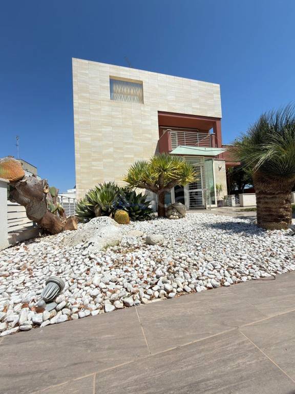 casa indipendente in vendita a Lecce