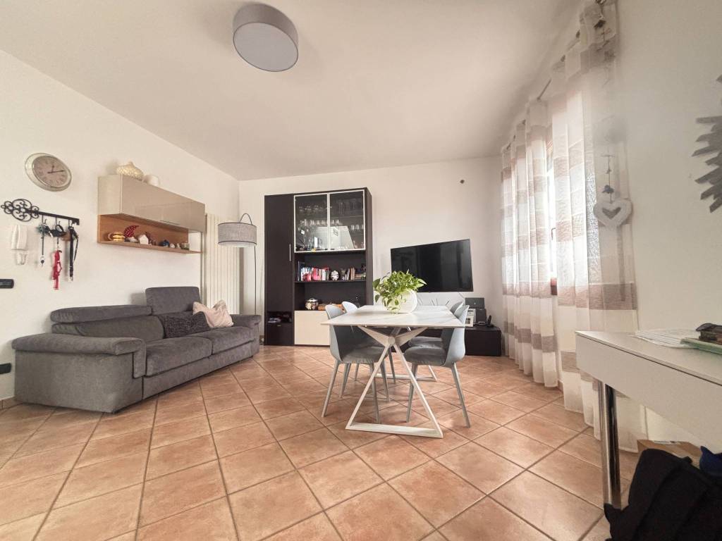 casa indipendente in vendita a Lecce in zona Santa Rosa