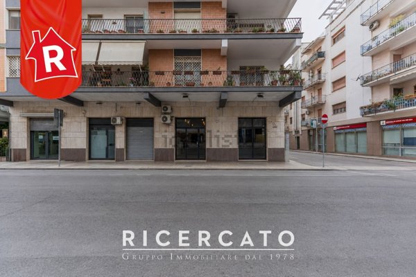 locale commerciale in vendita a Lecce in zona Ariosto