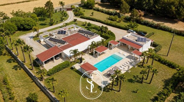 casa indipendente in vendita a Lecce in zona Rudiae