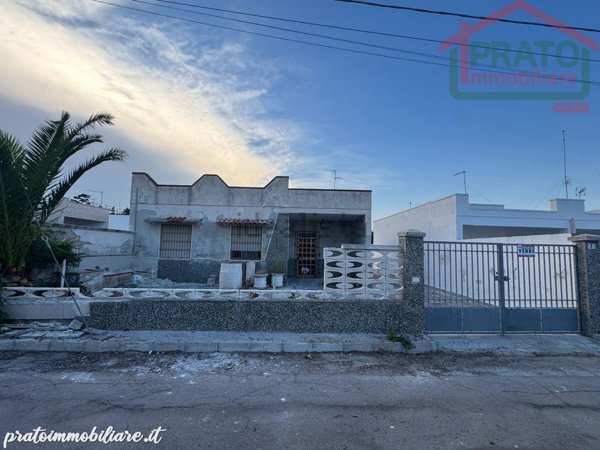 casa indipendente in vendita a Lecce in zona Casalabate