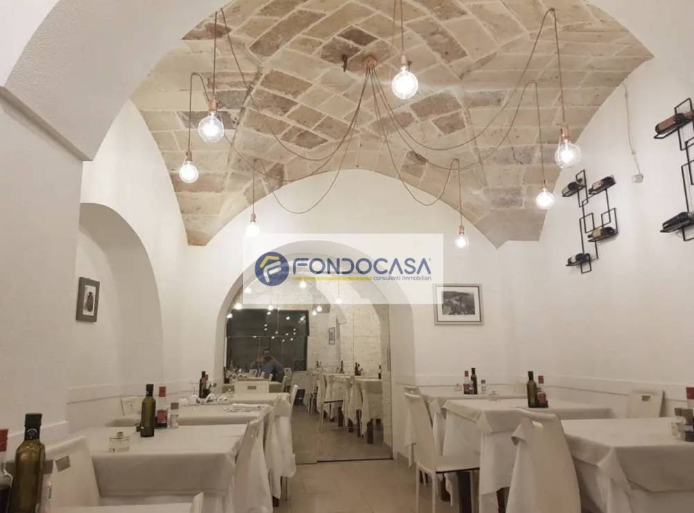 negozio in vendita a Lecce in zona Centro Città