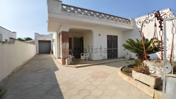 casa indipendente in vendita a Lecce