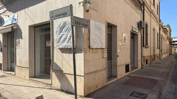 locale commerciale in vendita a Lecce in zona Ariosto