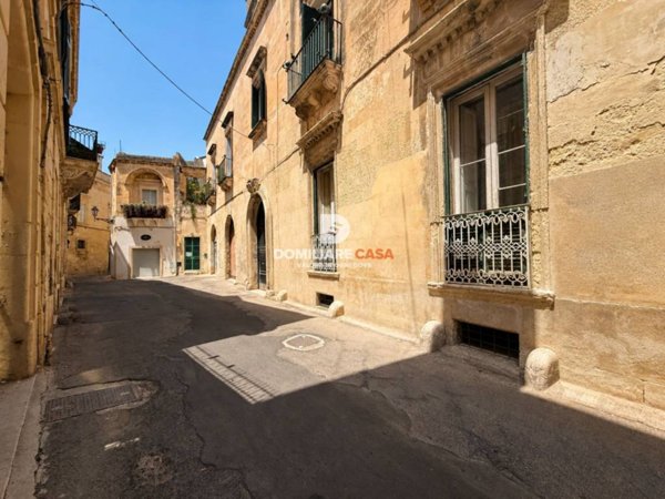 appartamento in vendita a Lecce in zona Centro Città