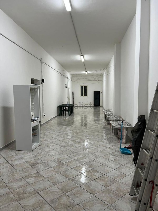 locale commerciale in vendita a Lecce in zona Borgo Pace