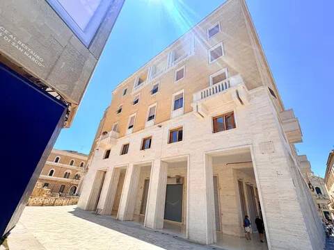 ufficio in vendita a Lecce in zona Centro Città