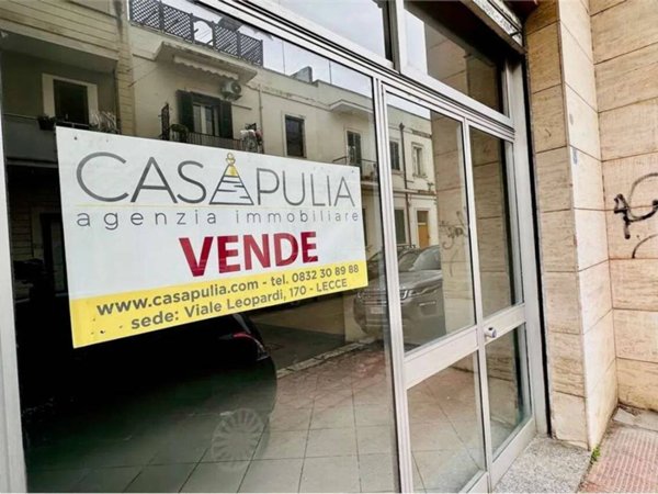 negozio in vendita a Lecce in zona Ariosto