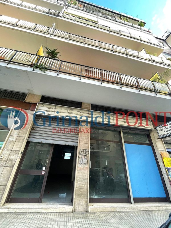 locale commerciale in vendita a Lecce in zona Ariosto