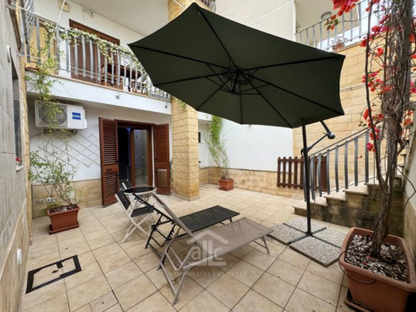casa indipendente in vendita a Lecce in zona Ferrovia