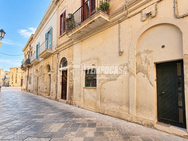 casa indipendente in vendita a Lecce in zona Centro Città