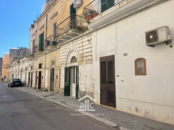 casa indipendente in vendita a Lecce in zona Mazzini