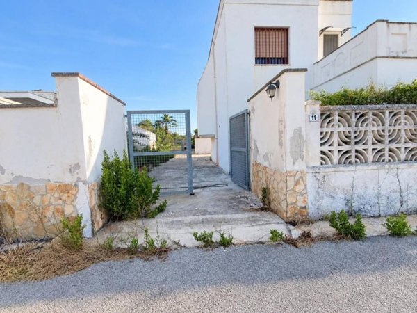 casa indipendente in vendita a Lecce in zona Torricella