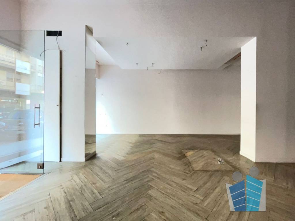 locale commerciale in vendita a Lecce in zona Mazzini