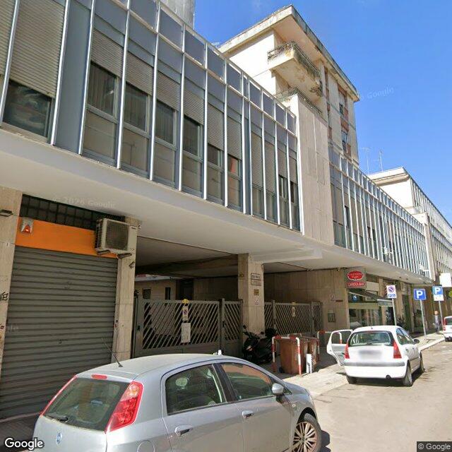 box auto in vendita a Lecce in zona Ferrovia