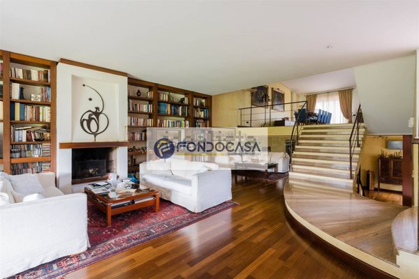 casa indipendente in vendita a Lecce in zona Mazzini