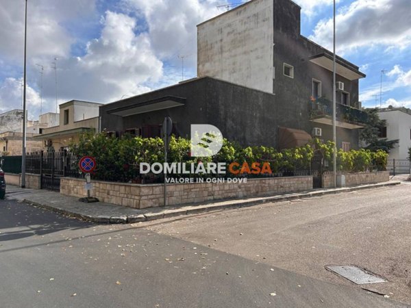 casa indipendente in vendita a Lecce in zona Partigiani