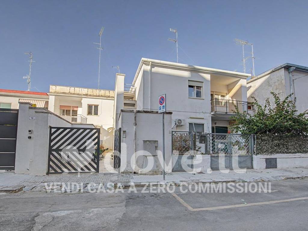 appartamento in vendita a Lecce in zona Santa Rosa