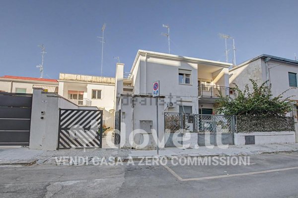 appartamento in vendita a Lecce in zona Santa Rosa