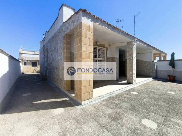 casa indipendente in vendita a Lecce in zona Borgo Grappa