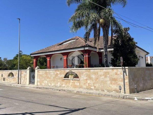 casa indipendente in vendita a Lequile