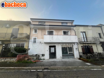 appartamento in vendita a Lequile in zona Dragoni