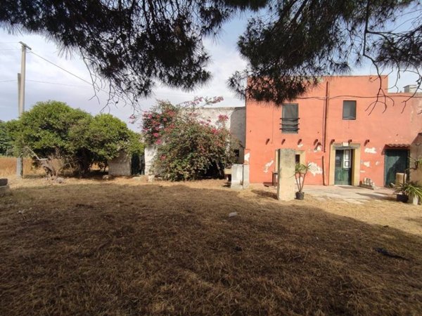 casa indipendente in vendita a Lequile