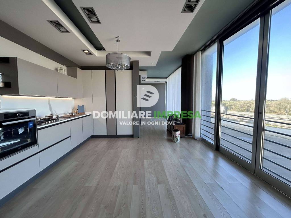 negozio in vendita a Lequile