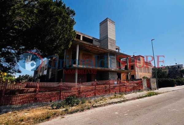 casa indipendente in vendita a Lequile in zona Dragoni