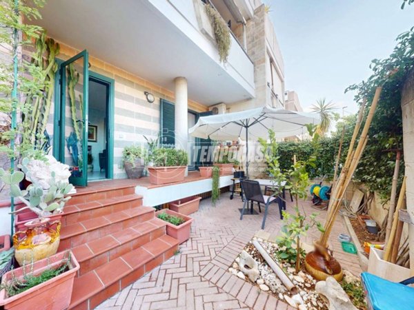casa indipendente in vendita a Lequile