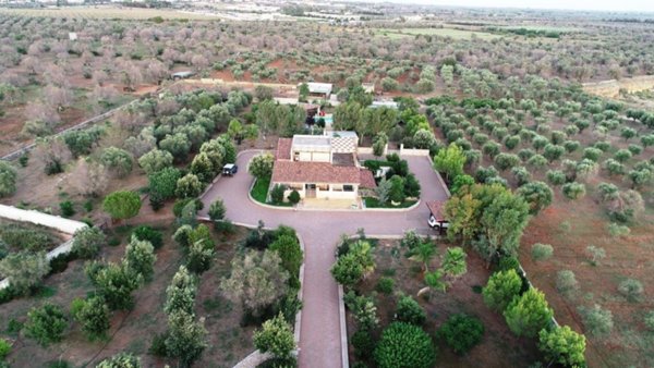 casa indipendente in vendita a Lequile