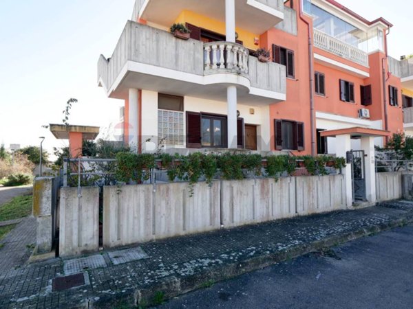 casa indipendente in vendita a Lequile