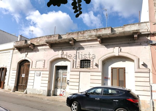 casa indipendente in vendita a Lequile