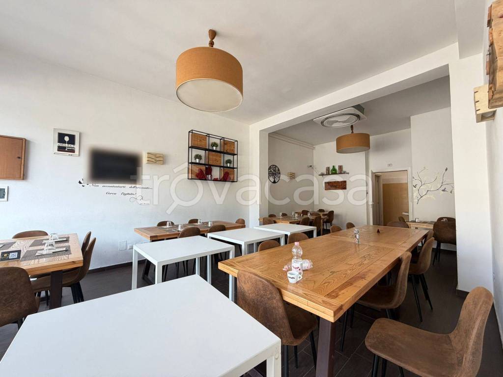 negozio in vendita a Lequile