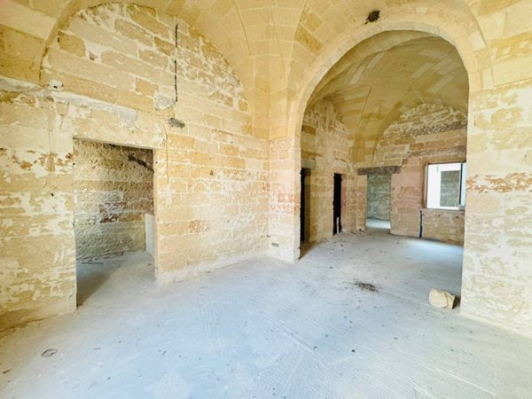 casa indipendente in vendita a Lequile