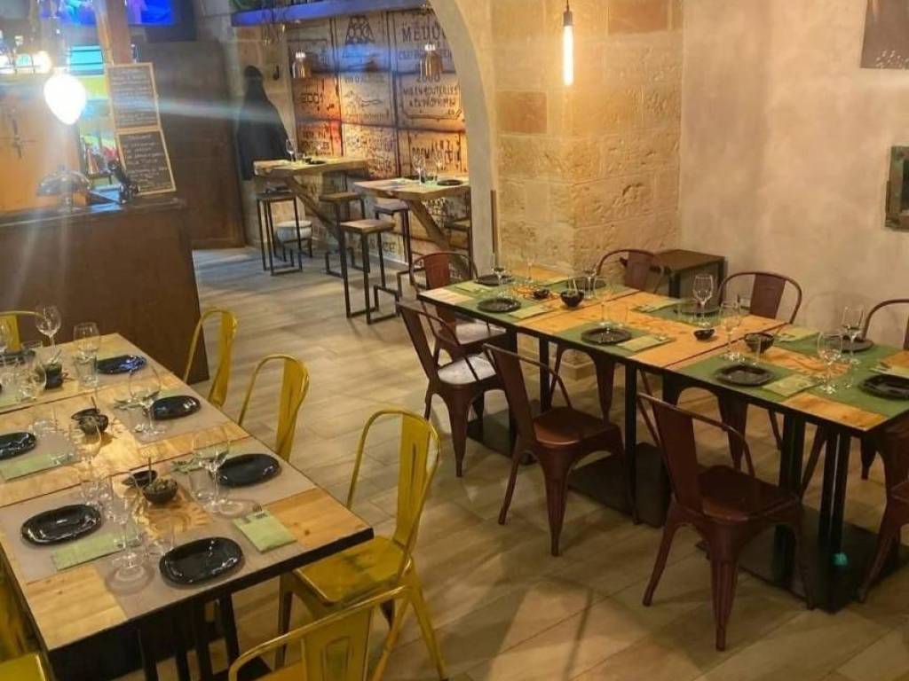 negozio in vendita a Lequile