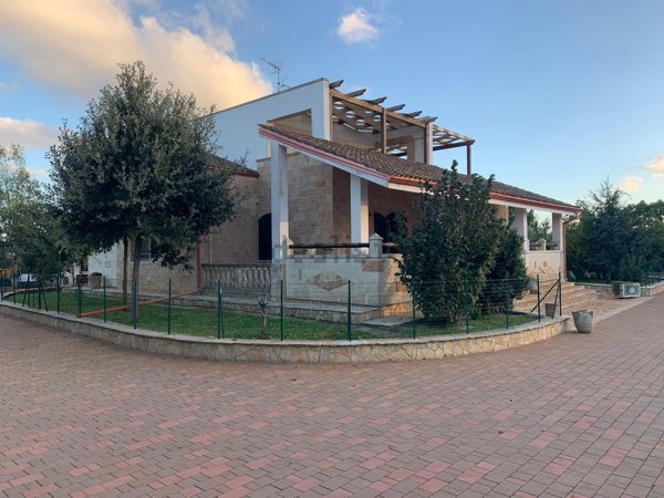 casa indipendente in vendita a Lequile