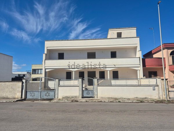 casa indipendente in vendita a Lequile