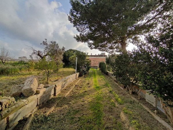 casa indipendente in vendita a Lequile