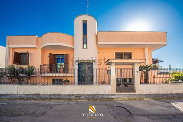 casa indipendente in vendita a Lequile
