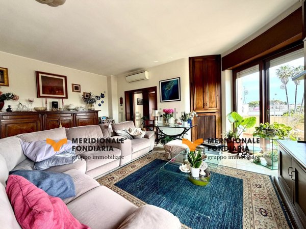 casa indipendente in vendita a Lequile in zona Dragoni