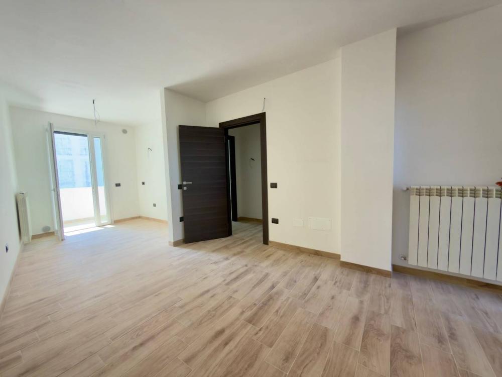 appartamento in vendita a Lequile in zona Dragoni